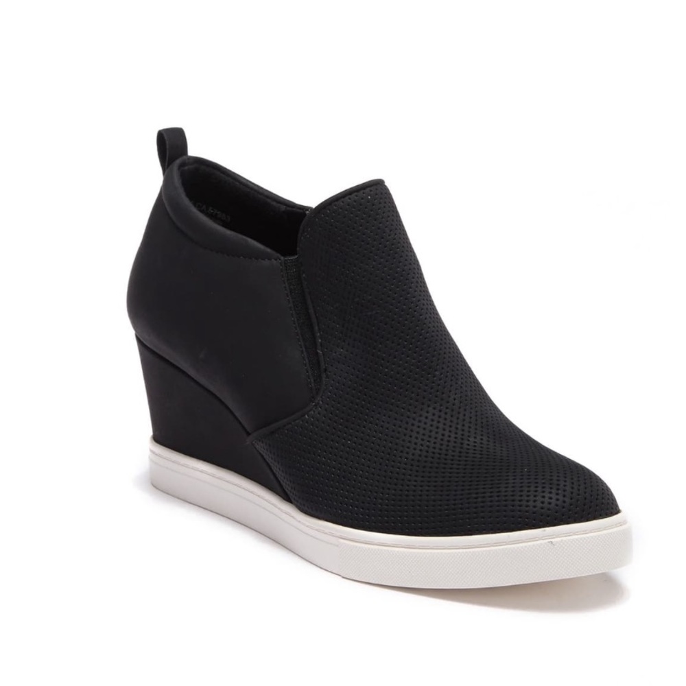 SUSINA Areya Wedge Sneaker Black - Hardly Worn 7.5